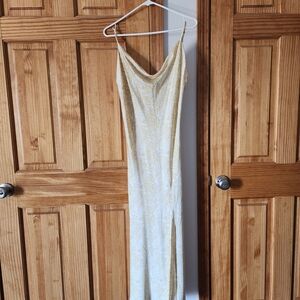 Elegant Yellow Floral Maxi Dress